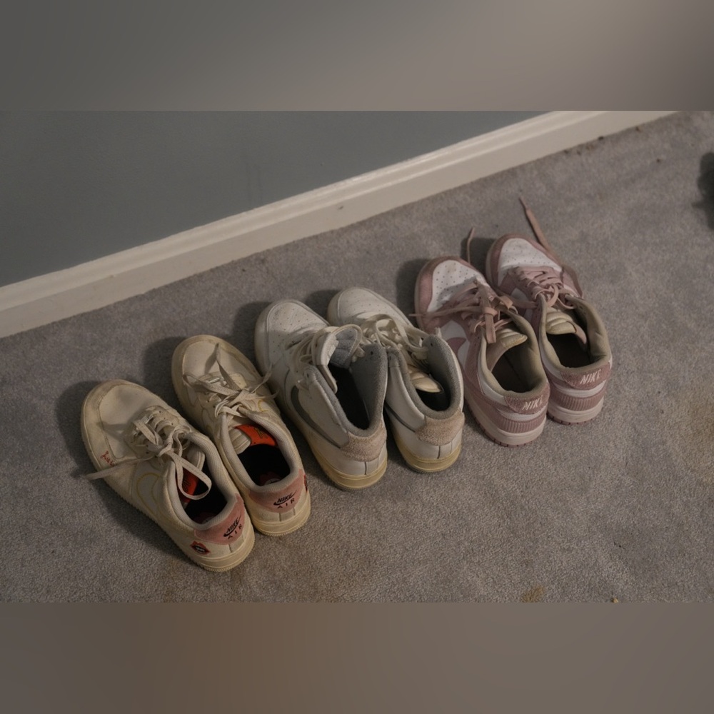 Nike Sneaker Lot of 3. Air force and Dunks